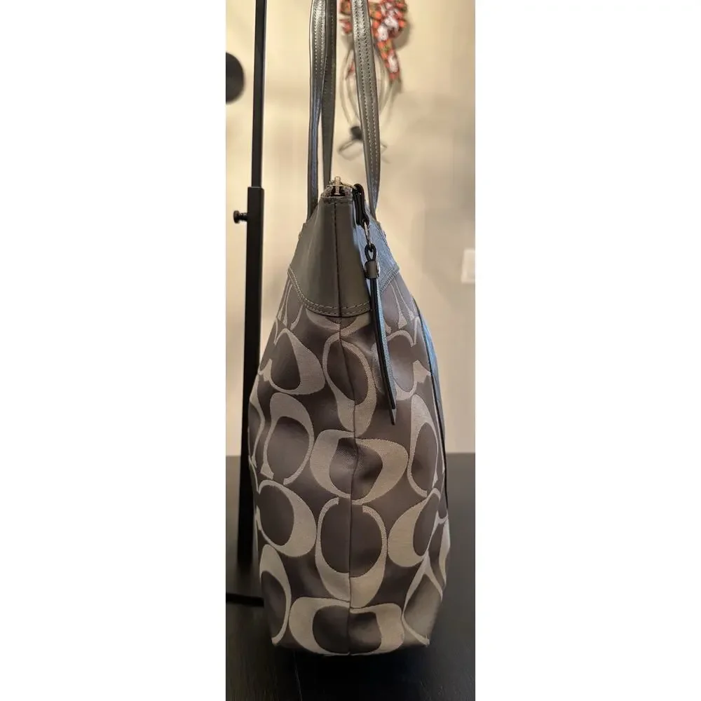 Coach Laura Signature Tote Bag
